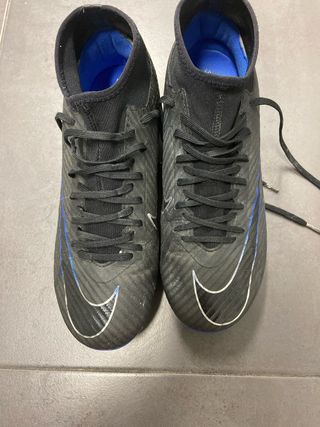 Botas de fútbol Nike Talla 41