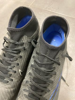 Botas de fútbol Nike Talla 41