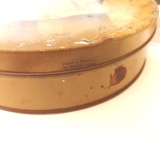 Caixa Biscoitos Família Real 1930 + Postal