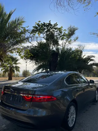 Jaguar XF 2016