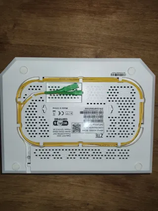 Router ZTE GPON-ONT ZXHN F6640