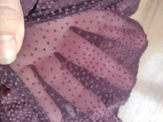 Body de encaje morado con lunares