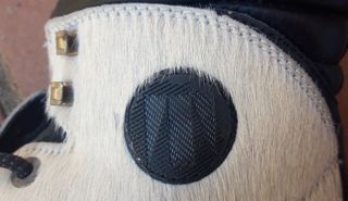 Botas de invierno blancas y negras