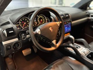 Porsche Cayenne Turbo Pack GTS como nuevo!!!