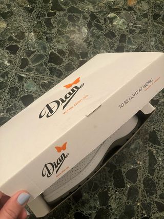 Zuecos Dian Mujer Blancos Talla 38