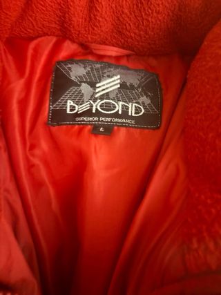 Plumas BEYOND hombre,abrigo “.