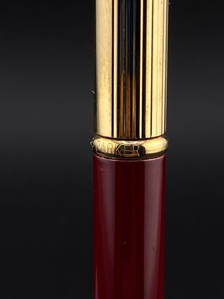 Boligrafo Parker Insigna Burdeos adn Gold