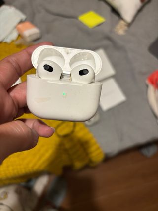 IPhone 11 Pro Max + AirPods