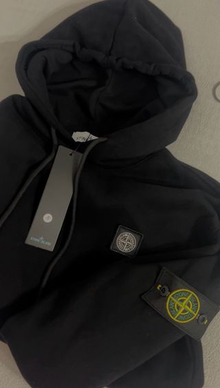 Sudadera Stone Island Negra con Capucha
