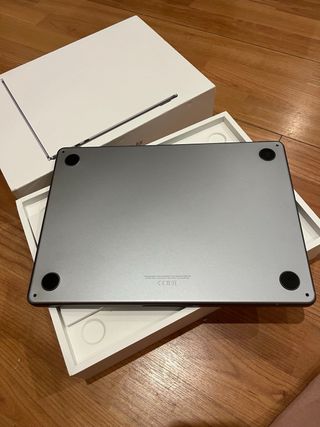 MacBook Air M2 Plata/Gris Espacial