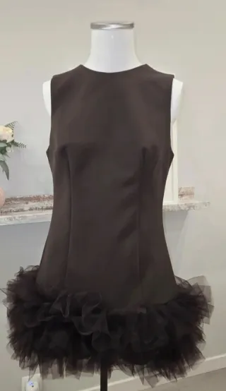 Vestido entallado tull marron