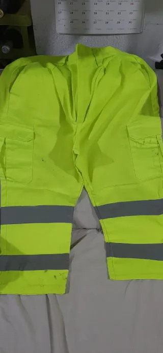 Pantalón de trabajo reflectante amarillo