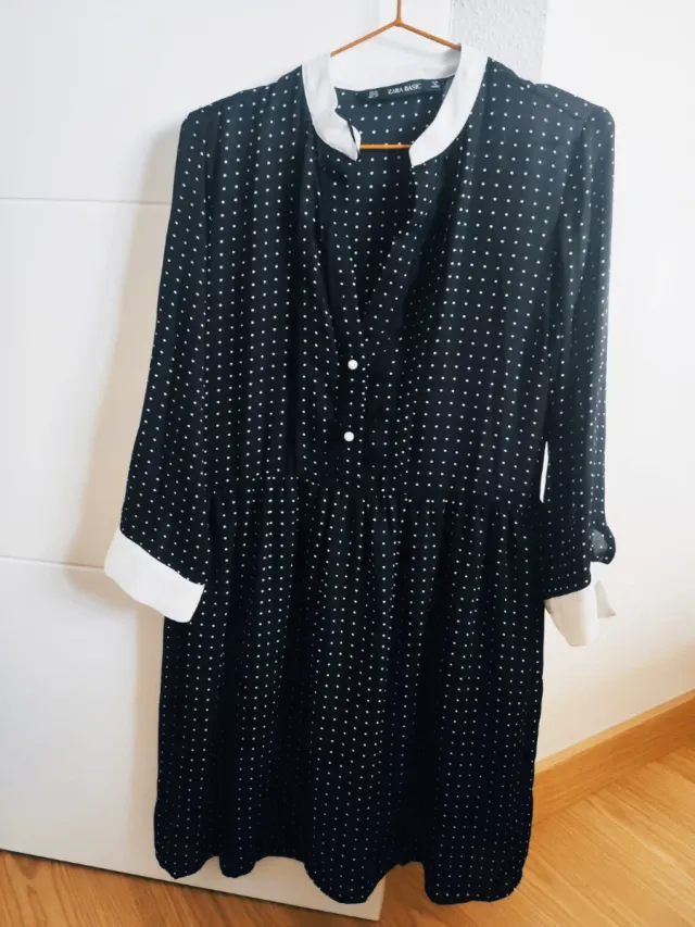 Vestido Zara negro lunares blancos