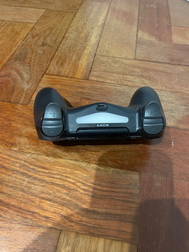 Mando PS4 Original Negro