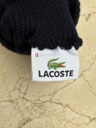 Guantes. Lacoste