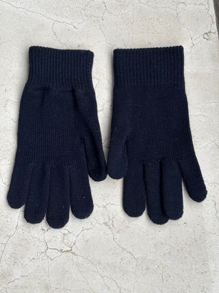 Guantes. Lacoste