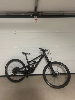 YT Capra Bicicleta Montaña