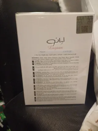 Colonia Lattafa Layyaan Rosa y Plateada