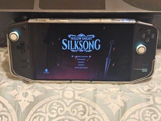 Lenovo Legion Go Z1 Extreme 2TB + Extra COMO NUEVA