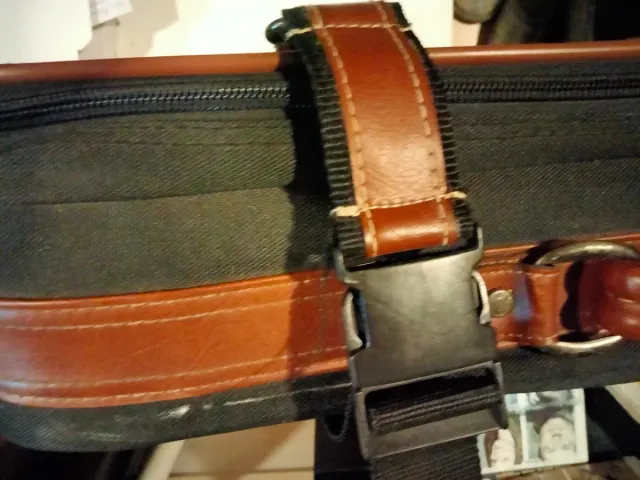 Maleta Valisa Negra con Ruedas