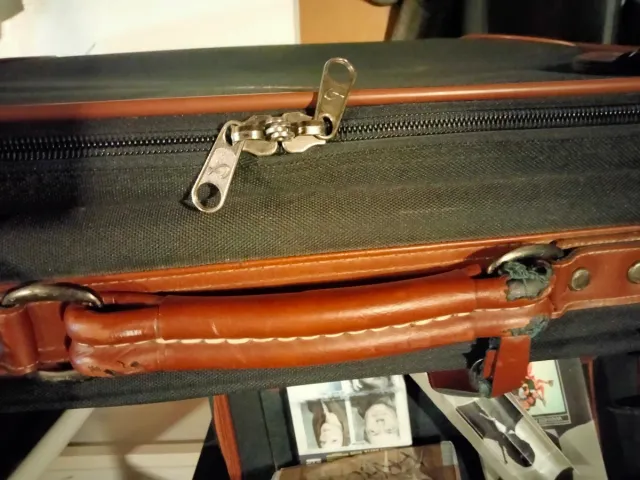 Maleta Valisa Negra con Ruedas