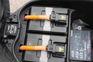 ZEEHO AE8+ 2 Baterías 2025