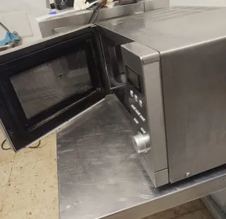 Microondas Grunkel Plata