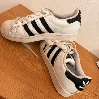 Adidas Superstar Zapatillas Blancas y Negras