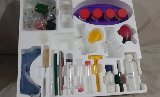 Quimicefa Plus 150 Experimentos