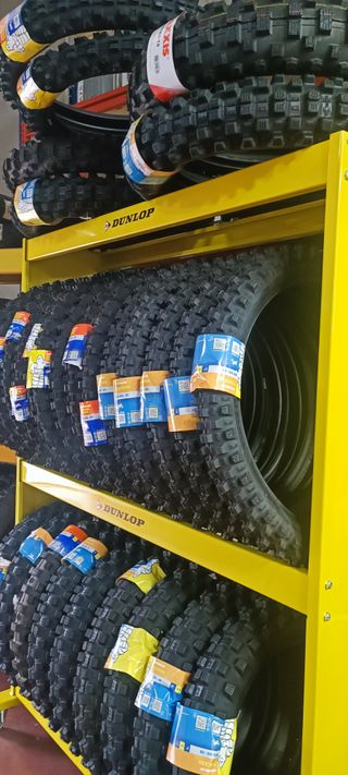 Neumáticos Deli Tyre 90/90-21 y 140/80-18