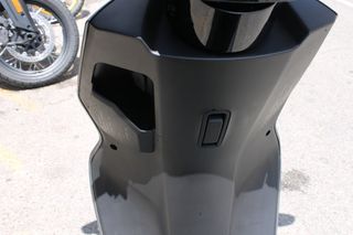 ZEEHO AE6 + 2 Baterías 2025