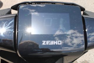 ZEEHO AE6 + 2 Baterías 2025