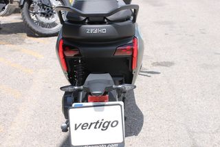 ZEEHO AE6 + 2 Baterías 2025