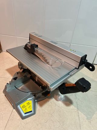 Tronzadora ingletadora abatible TM33W Virutex