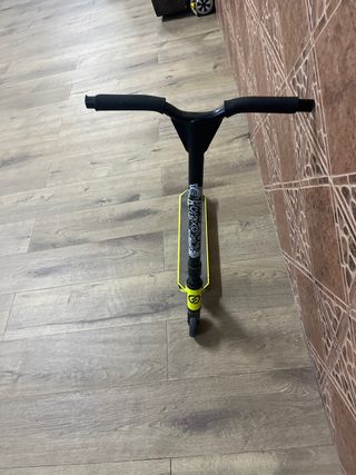 Monopatín Oxelo Amarillo