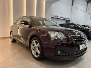 Toyota Avensis 2.2 D4D Executive