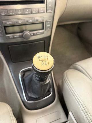 Toyota Avensis 2.2 D4D Executive