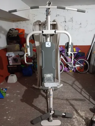 Multi estación de pesas