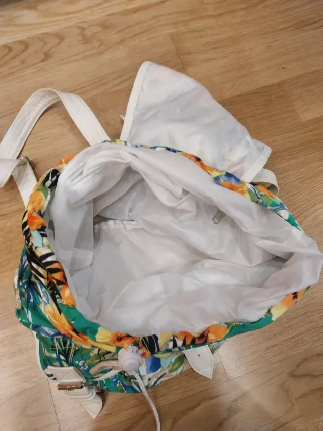 Mochila Estampada Tropical