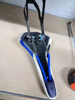 Sillín Ciclismo Oval Concepts Blanco