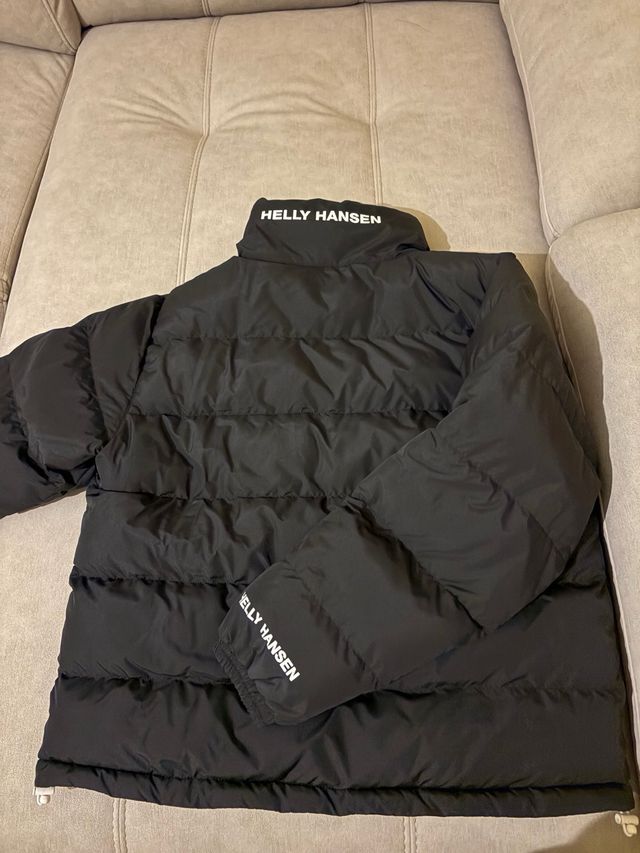 Abrigo Helly Hansen Negro reversible