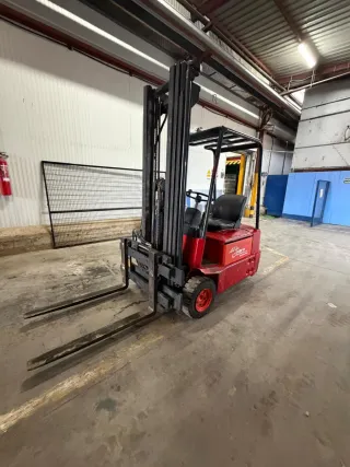 Carretilla elevadora Linde E15