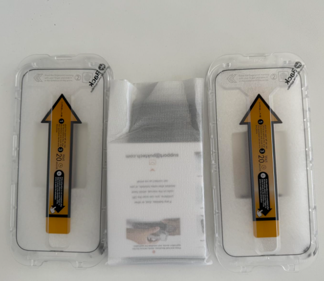 4 Pellicole Vetro Temperato iPhone 16 Pro Max