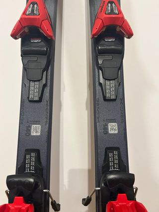 Esquís infantiles Atomic 140cm.