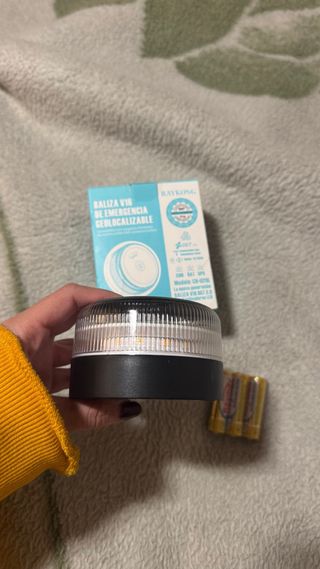 Baliza V16 Geolocalizable Raykong DGT 3.0