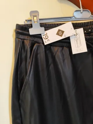 Pantalón polipiel mujer negro