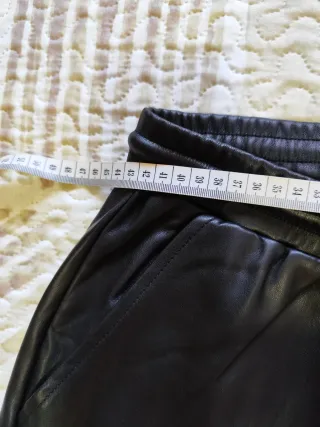 Pantalón polipiel mujer negro