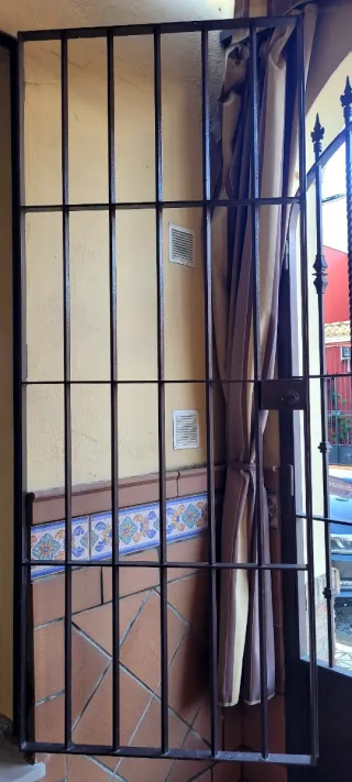 Cancela de hierro a medida