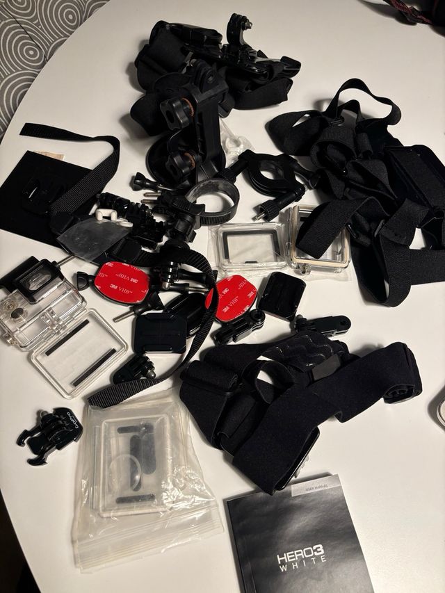 Câmera GoPro Hero 3 + Acessórios