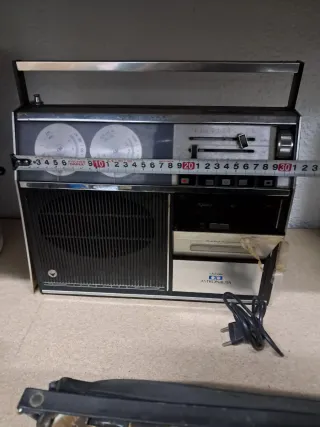 Radios Vintage Plata y Negro